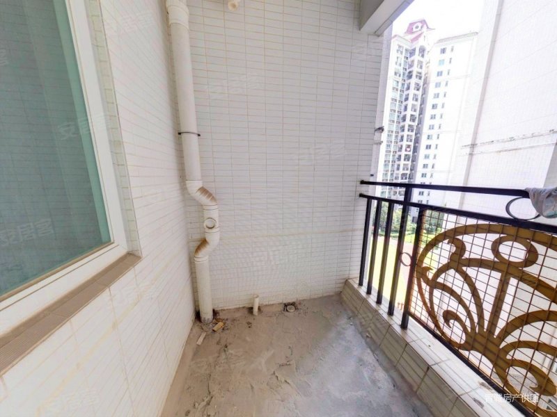 敏捷金月湾 双卫格局 带电梯 小区新 临地铁 满五