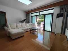 上海长宁西郊公园王子公寓 4室2厅2卫  精装修178平米出租房源真实图片