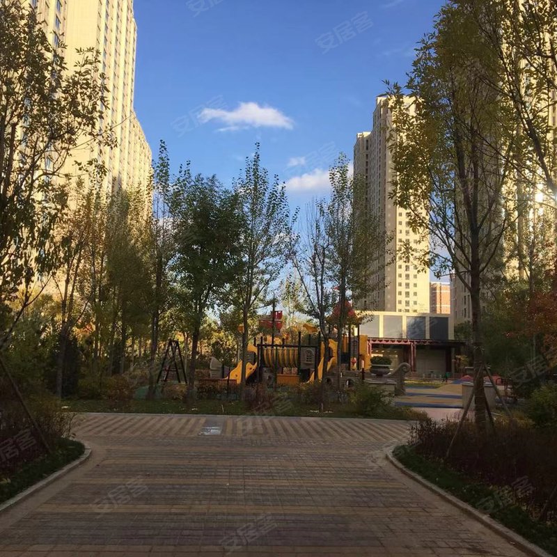 总共8栋楼,总高有28楼的,33楼的小区户型2021-04-11 18:43:58倪文鑫