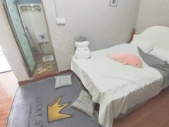 南宁良庆五象大道免押金总部基地体育中心阳台单间空间大采光好,押一付一可短租出租房源真实图片