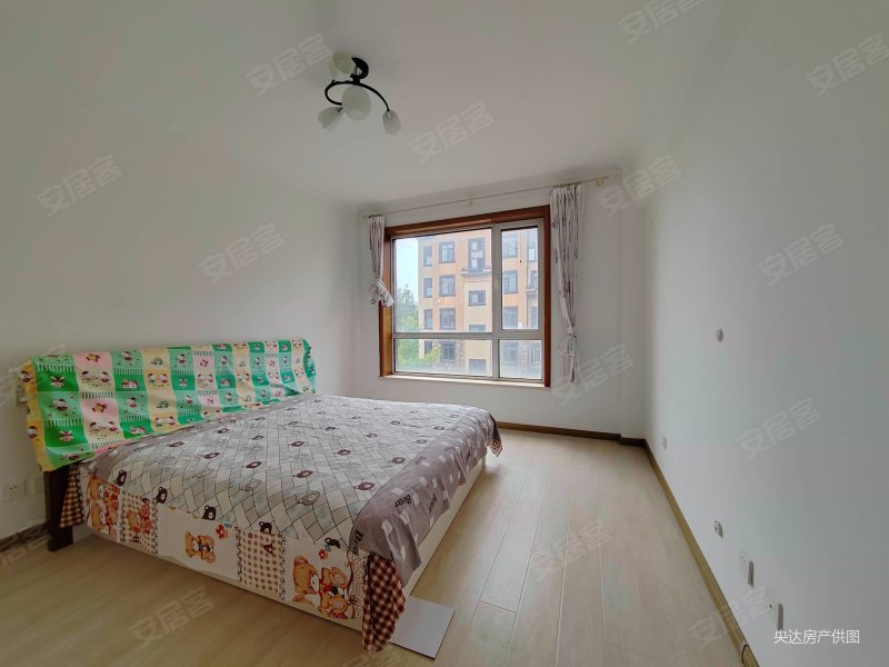 房主诚信出售此房,标准的两室户型,实验中 ,南北通透户型,御景园二手