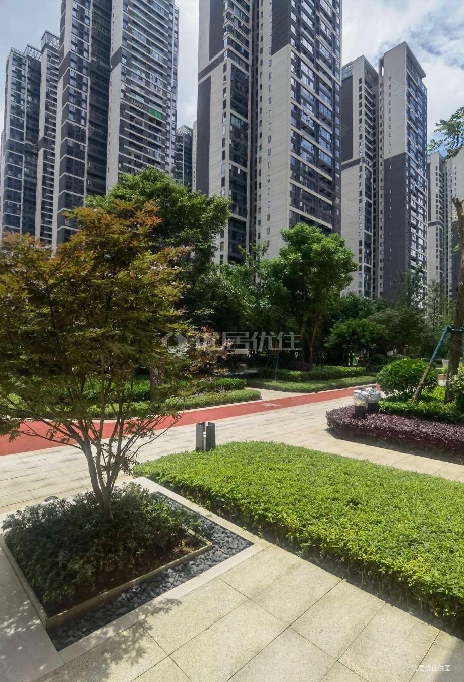 贵阳房产网>贵阳二手房>观山湖二手房>奥体中心二手房>华润悦府>