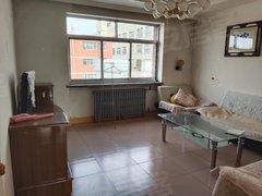 固原原州新时代购物中心可季度租，红宝隔壁小区5楼，三室两厅一卫，带家具，出租房源真实图片