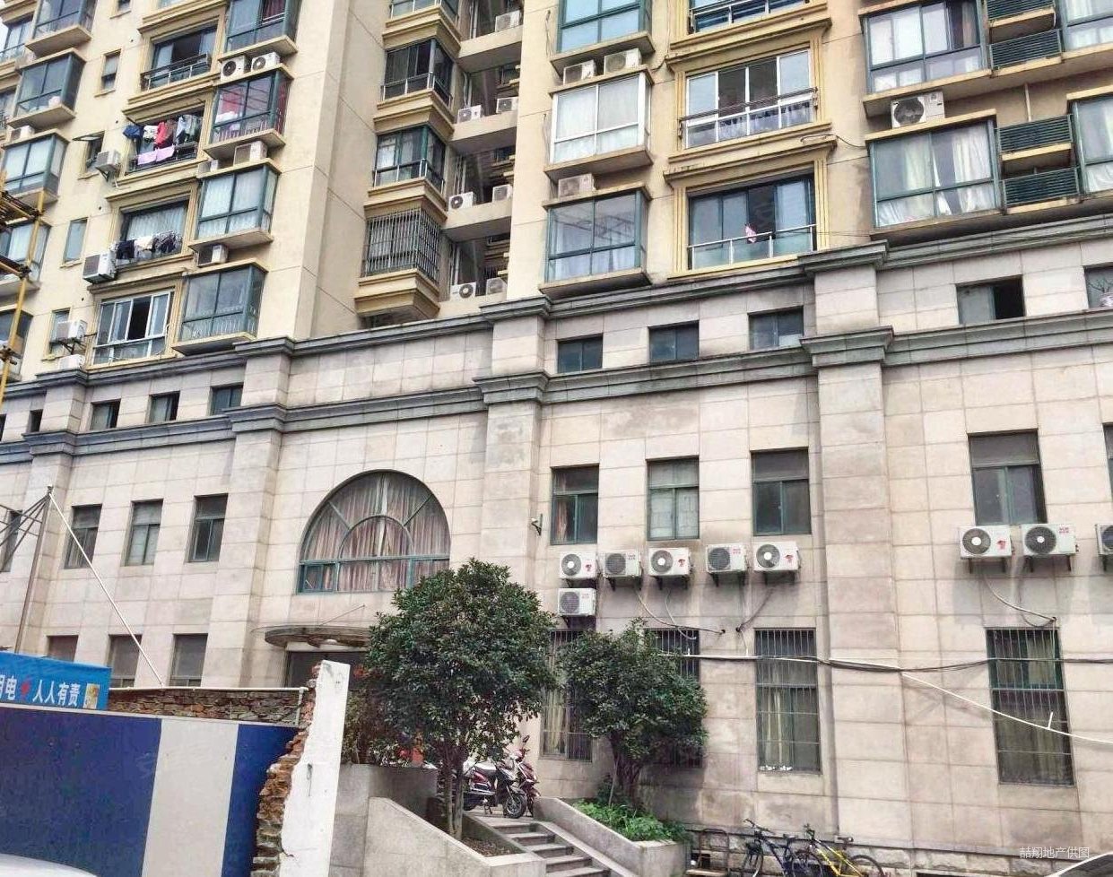 景江公寓2室2厅1卫108.63㎡南北730万