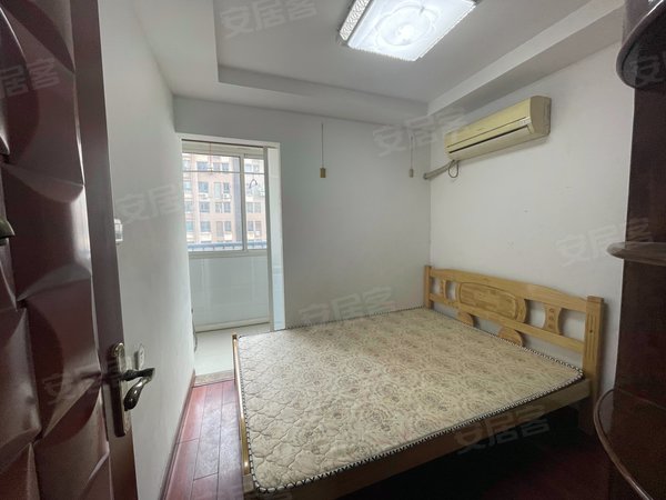 【多图】金润家园,常熟老街租房,金润家园 2室2厅1卫 2000.