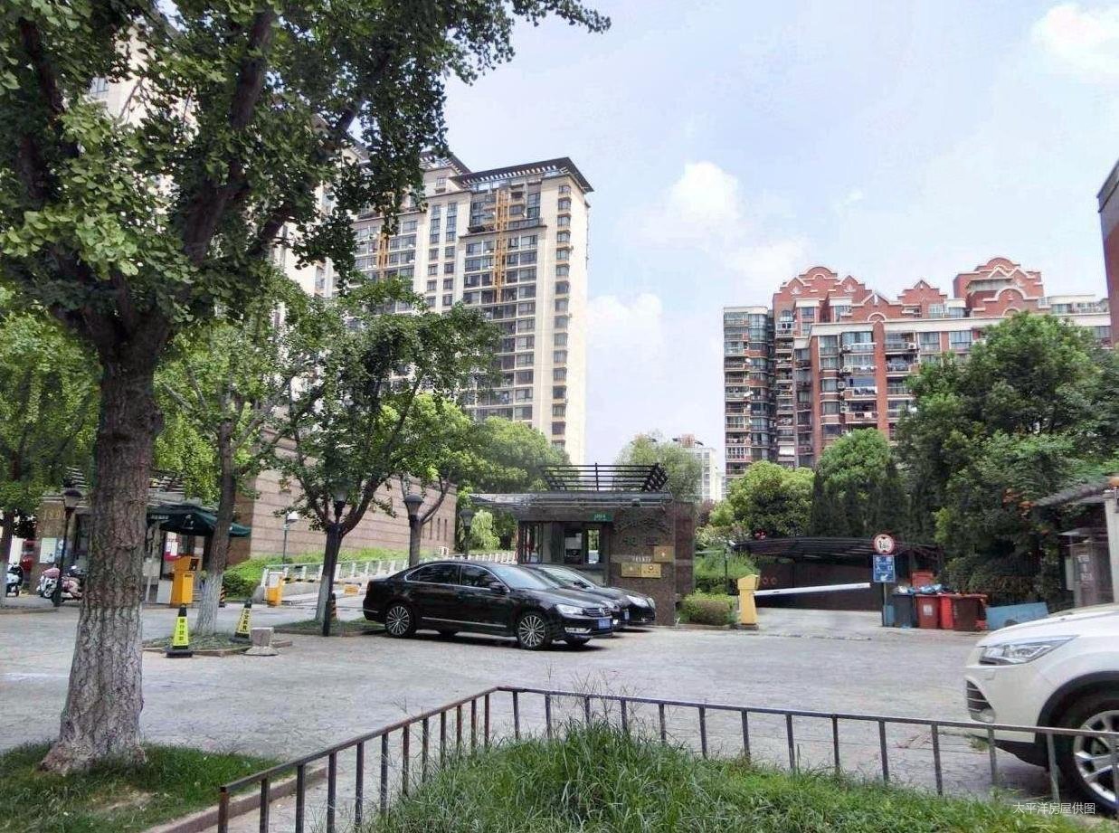 虹桥河滨花园板楼商品房双卫购物方便近医院