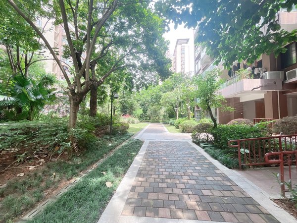 盛天茗城 精装三房 配齐 随时看房 室内干净整洁,青秀租房-南宁58安居