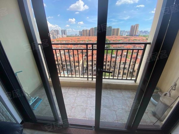 惠州博罗石湾皇庭壹号公馆石湾皇庭一号 精装朝南2房 家私家电齐全