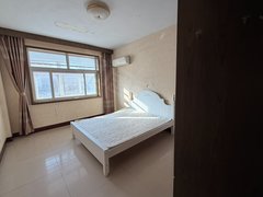 青州青州城区人民商场云门春小区三楼两室，家具家电齐全，拎包入住！出租房源真实图片