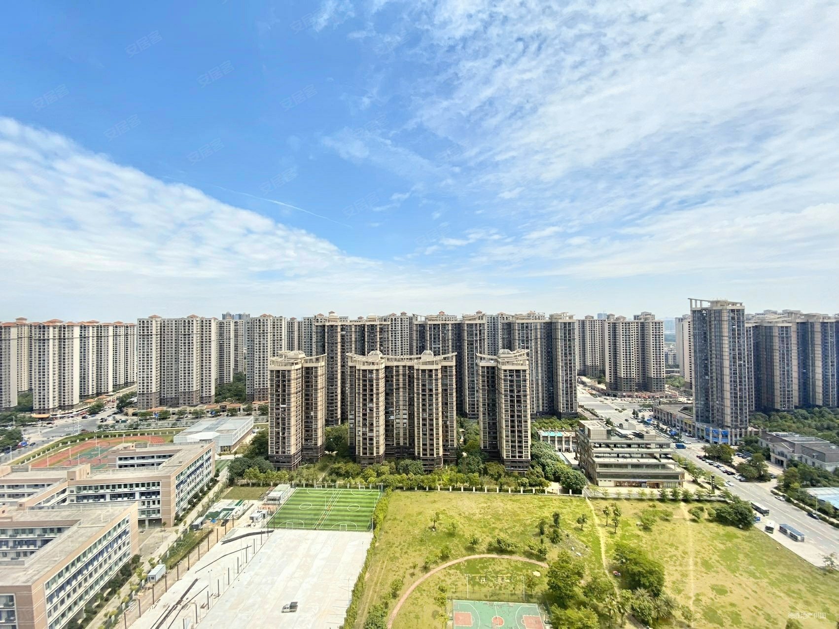 南北通透,中洲天御花园三期二手房,218万,5室2厅,2卫,142平米-惠州