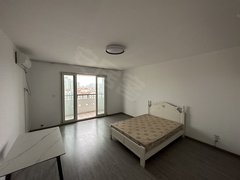 南京浦口桥北威尼斯七街区近柳州东路朝南阳台房毕业季优惠出租随时看房无中介出租房源真实图片