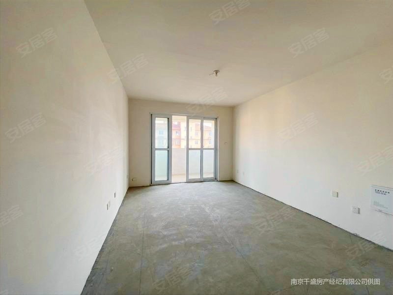 东城丽景 正规商品房 房龄新 高楼层视野好 有电梯 满五