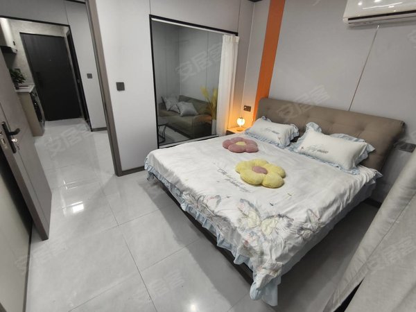 东阳横店明清宫苑下湖严居民小区横店繁荣街 一室 两室 多种户型 好停车 有电梯 空间超大出租房源真实图片