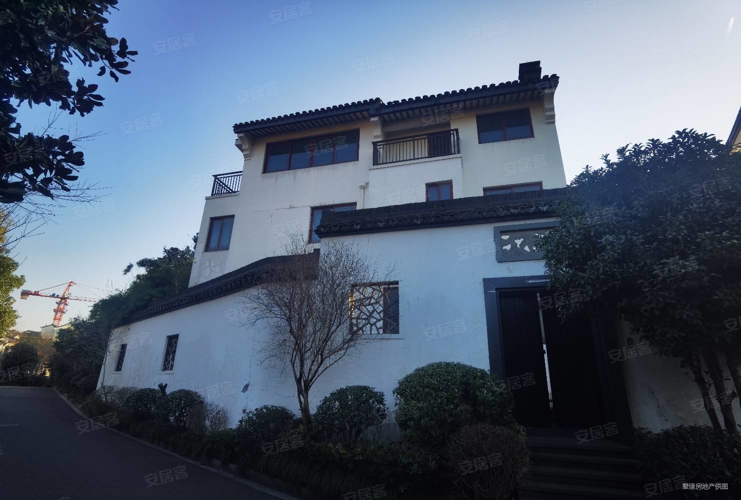 九龙一号中式别墅,三进庭院三层户型三大套房安家的上上之选