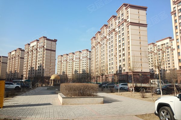 包头二手房 保利罗兰香谷 > 田岸青解读保利罗兰香谷小区不足