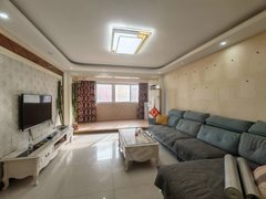 莒县城区青年路四中对过 护城官庄 黄金三楼 空调两台 家电家具齐全拎包入住出租房源真实图片