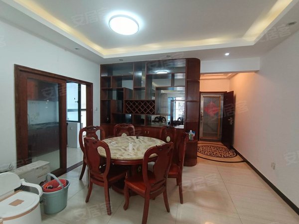 深圳福田下梅林咏山名苑新上房源,精装修状态好,看房有钥匙出租房源