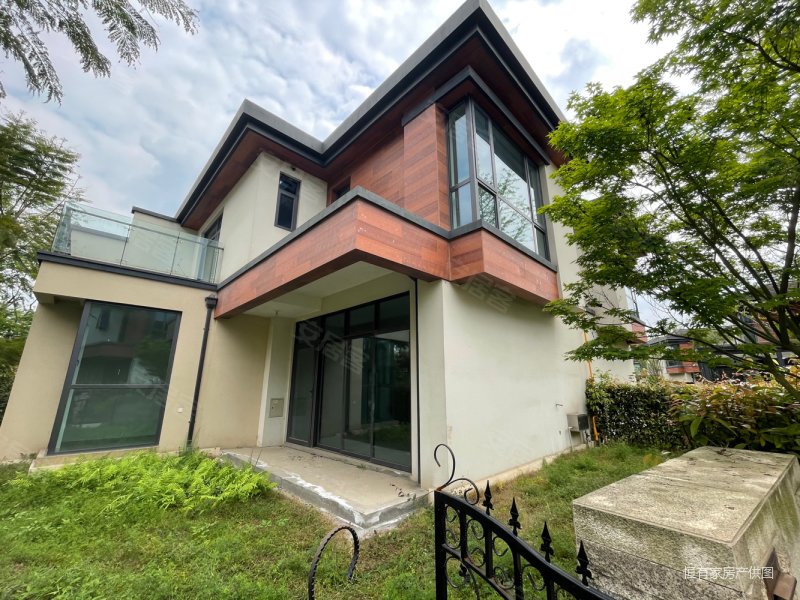 江口水镇(别墅)3室2厅3卫118.87㎡南北140万