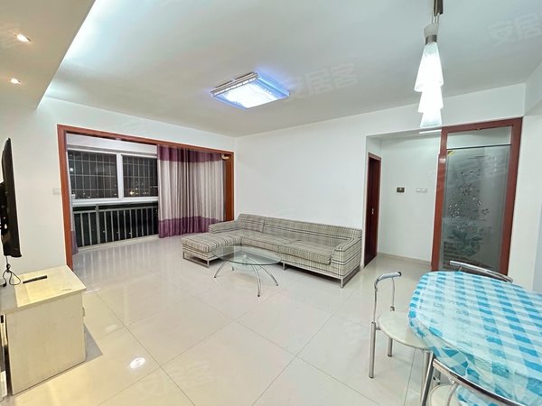 福州晋安西园西园雅居西区火车站,西园雅居105平三房二卫二阳台,电梯