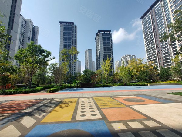 昆明官渡巫家坝保利堂悦保利堂悦 3室2厅2卫 109平 精装修不带家具