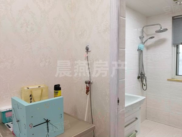 徐州沛县九龙城新城嘉苑C区新城佳苑六千套精装三室有暖气紧邻北实小保安学校铝厂出租房源真实图片