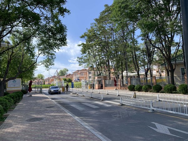 北京朝阳来广营香江花园(别墅)香江花园(别墅)看房方便 价格可大刀