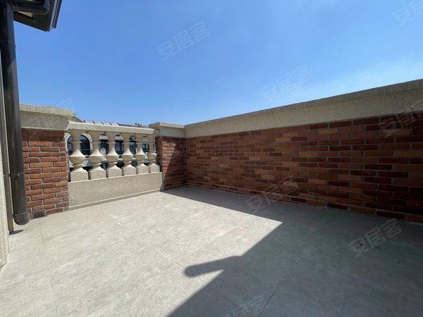 本人实拍 康桥花园洋房 开发商统一精装交付 中央空调带地暖