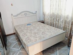 乐山市中老公园老公园单位房精装2房1楼 前后通透 停车方便家具家电齐拎包住出租房源真实图片