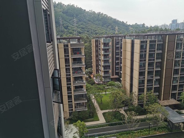 深圳宝安流塘越秀和樾府越秀和樾府全新装修大3房2厅2卫,可以空房