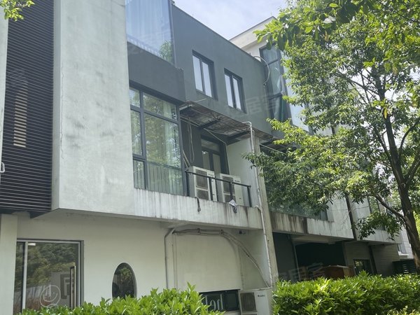 杭州西湖转塘朗郡庭园(别墅)新上边套别墅 音乐学院近 可改造长租带