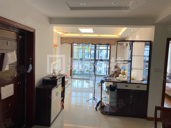 凤小省附人民医院妇幼旁东润第一城大三房132平2200