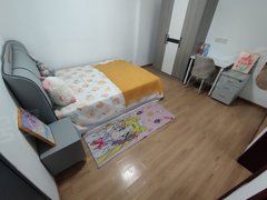 重庆渝北汽博中心姐姐的房子 落地窗 采光好 配套齐全 押一付一 可短租可月付出租房源真实图片
