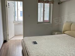 苏州沧浪葑门里河新村 精装修 南北通透 1室1厅1卫 二楼出租房源真实图片