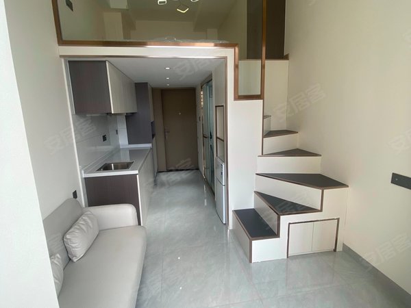 南宁青秀长湖路万科城(北区商住楼)急急急万科城北区公寓新鲜出炉 未