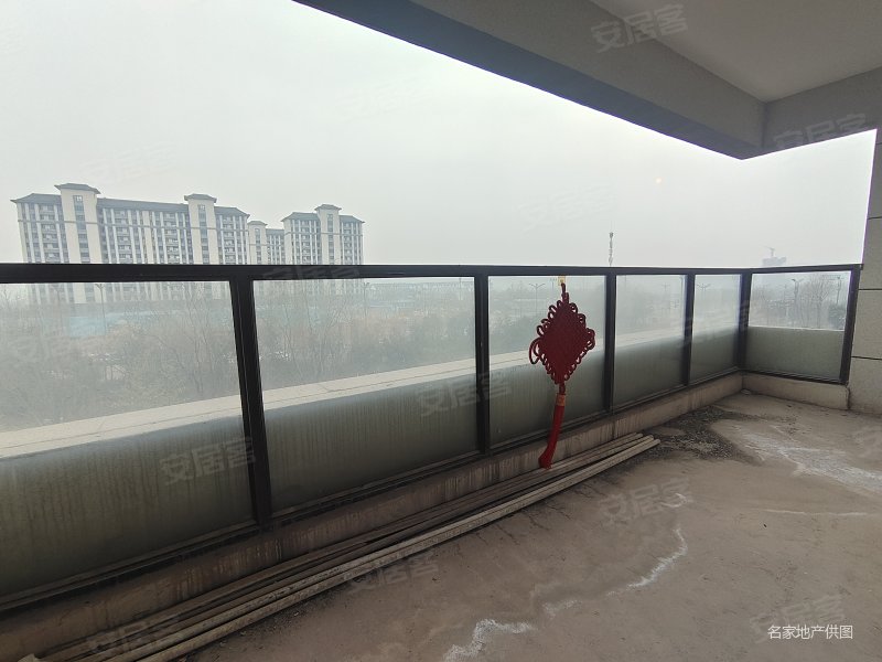 孟津 东方府花园洋房 146平 一梯两户 契税满二 可贷款