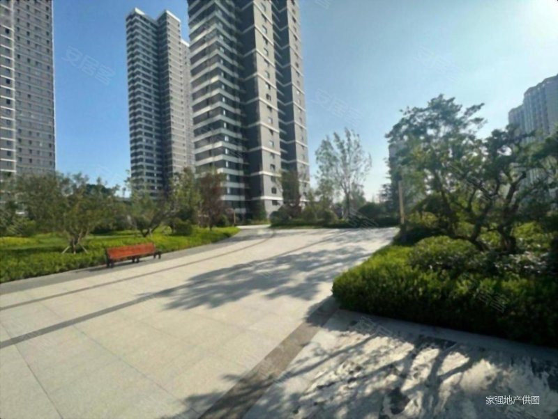 灵山湾核心 海信灵山湾品质楼盘,地铁口 全明户型