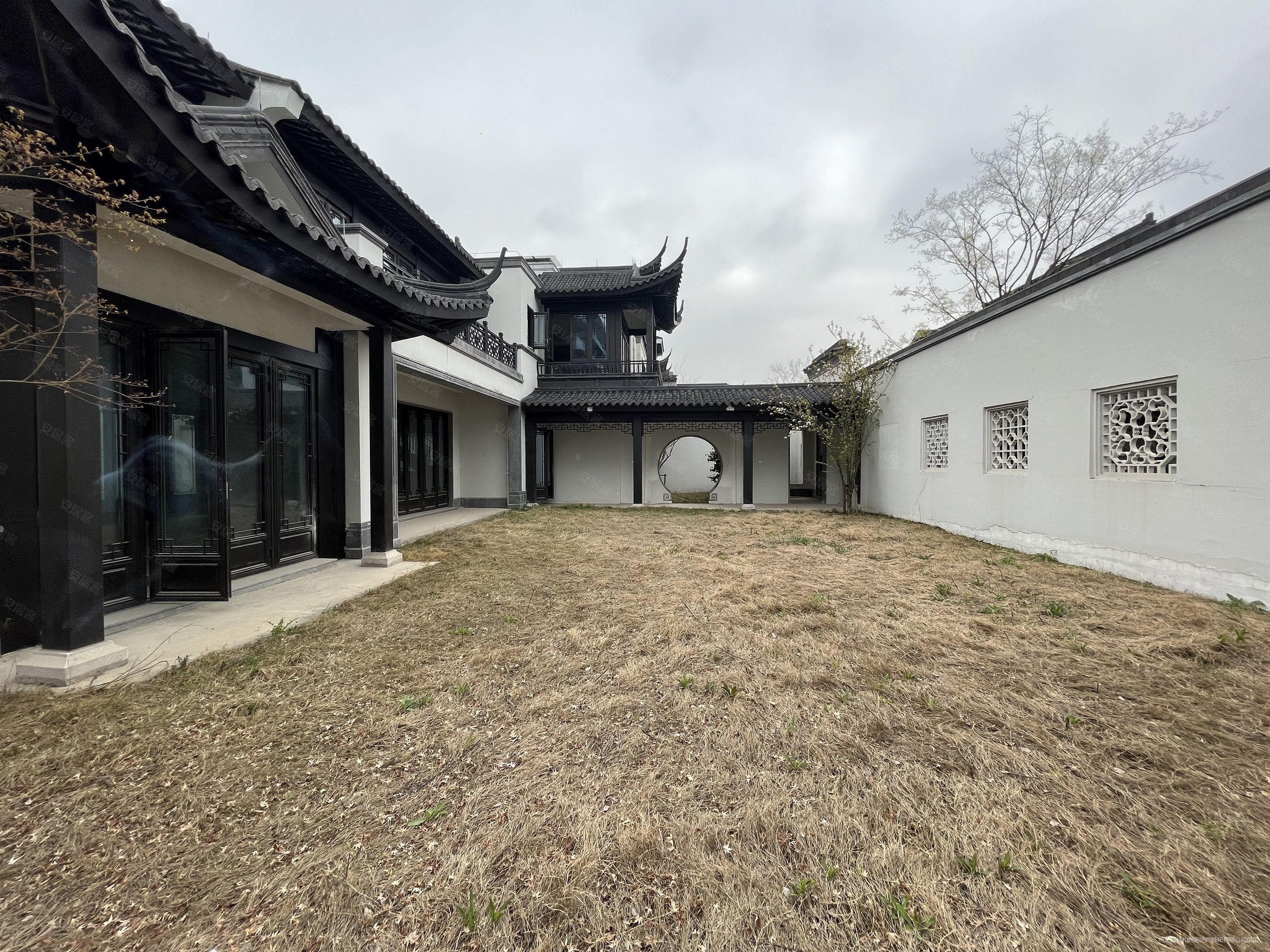 (小唐力推)富春玫瑰园中式合院 带花园 送双层地下室 车位,绿城富春