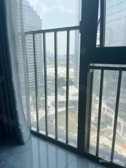 京华广场 近广州 金融高新区地铁旁 楼层好