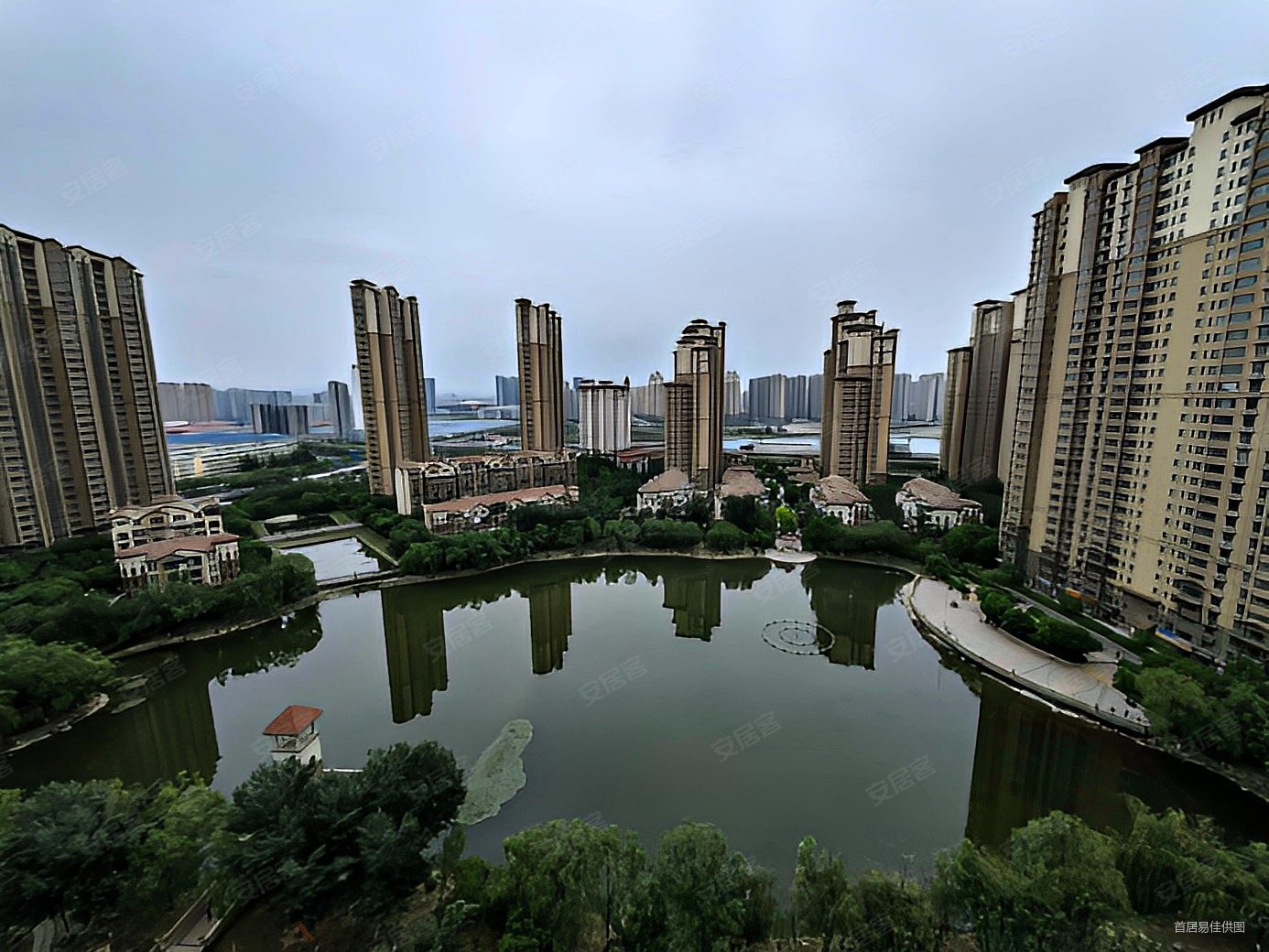 大红本满五单价8000多兰亭御湖城3居室可贷款随时看房