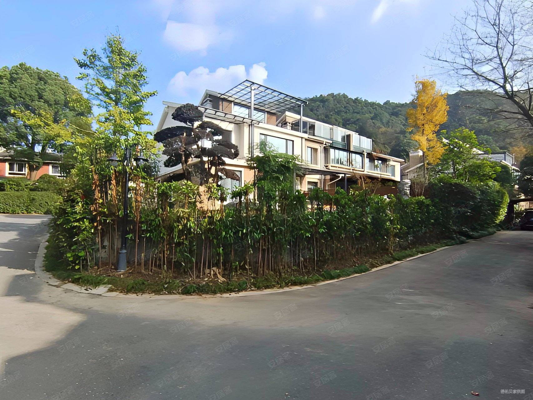 杭州房产网>杭州二手房>富阳二手房>银湖二手房>金都富春山居(别墅)>