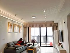 云浮罗定同富商业中心万汇广场 三房二厅 精装修仅租1800元出租房源真实图片