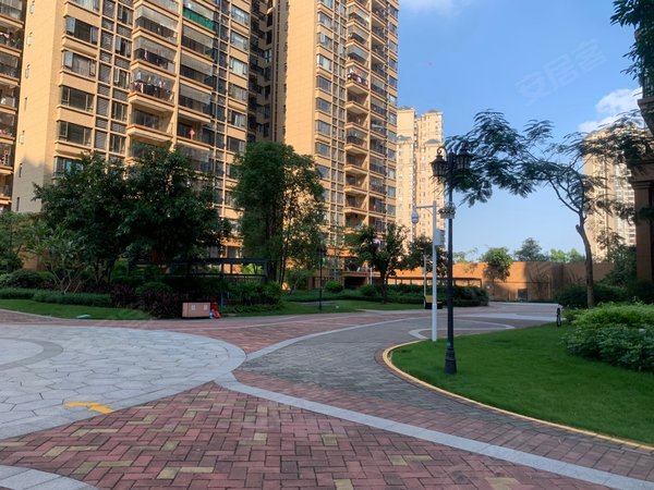 肇庆端州城西光大锦绣山河光大那片海精装3房出租南北对流新净装修