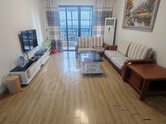 梅州五华水寨大道碧桂园天琴湾一街  三房二厅一卫出租1500包物业出租房源真实图片