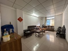 肇庆端州城东星城广场附近 三房二厅 3楼 拎包入住 680出租房源真实图片