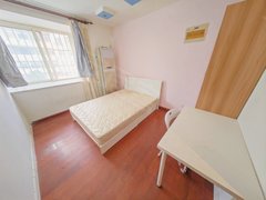 青岛市南延安三路免中介 可月付 盐城路小区 近万象城 芝泉路地铁口 拎包入住出租房源真实图片
