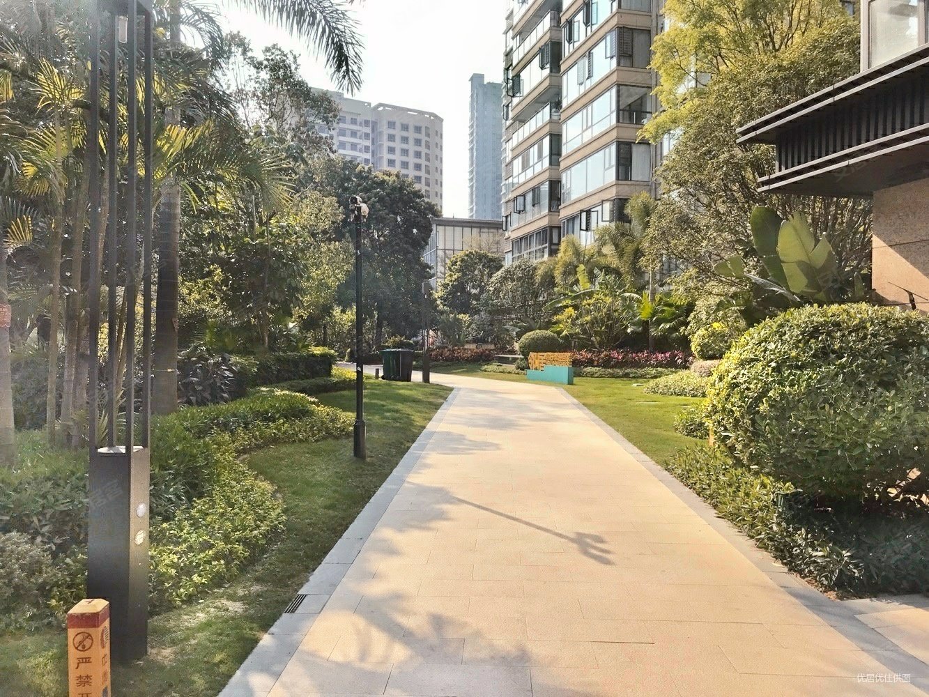 全新未入住青秀区凤岭南彰泰红精装4房南宁三中旁有钥匙