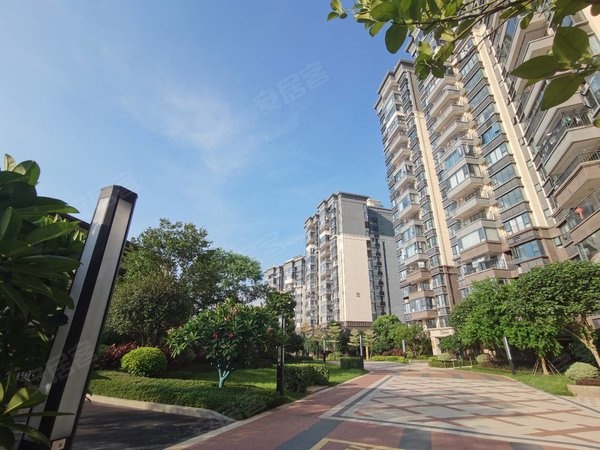 南宁邕宁蒲庙镇阳光城丽景湾阳光城丽景湾 95平三房1800 全新配齐拎包