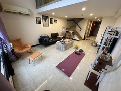 保利中惠悦城精致loft复式一房一厅公寓您值得拥有!