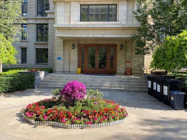 禹城大郊亭北街16号院合生汇 2017年次新小区 精装二居室 珠江帝景旁