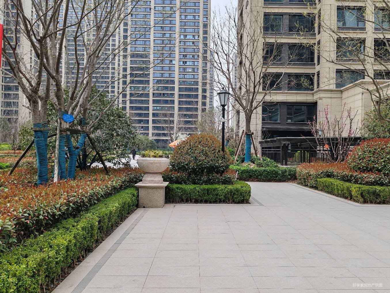 草滩绿城桂语兰庭三室两厅两卫房子出售